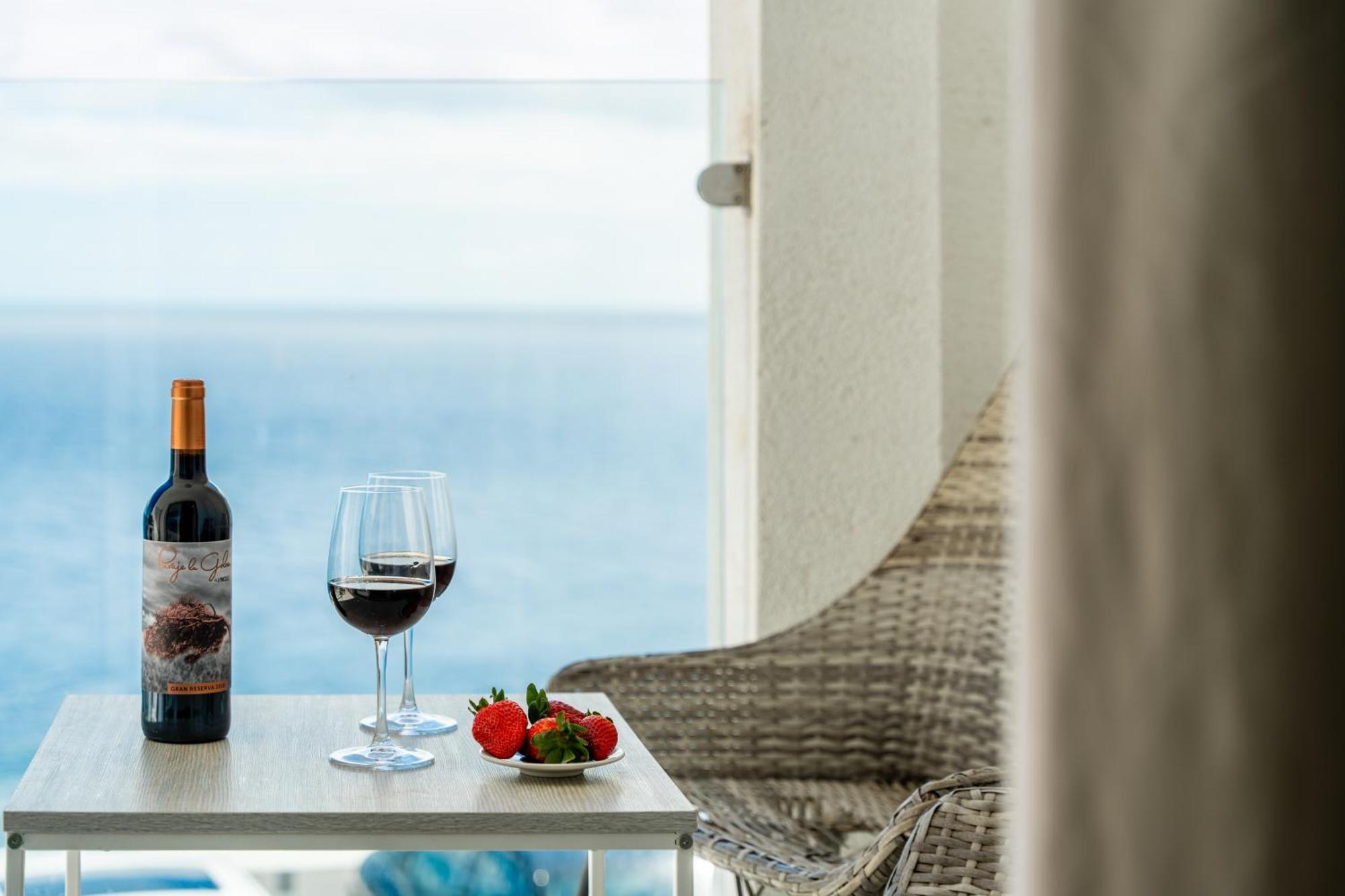 Obsidian Ocean Blue Radazul Apartment Exterior photo